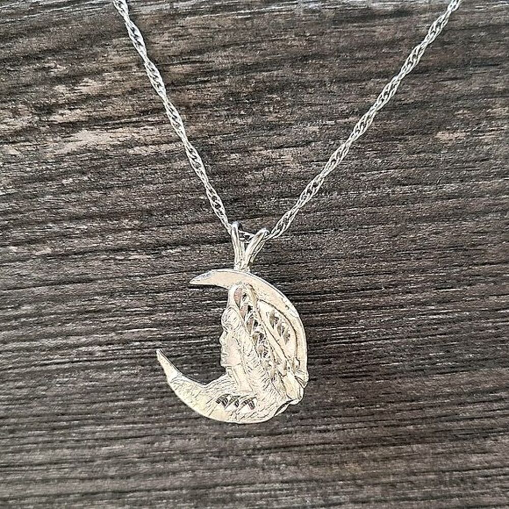 VTG Folksy 925 Woman in Moon Pendant Necklace - Picture 2 of 6